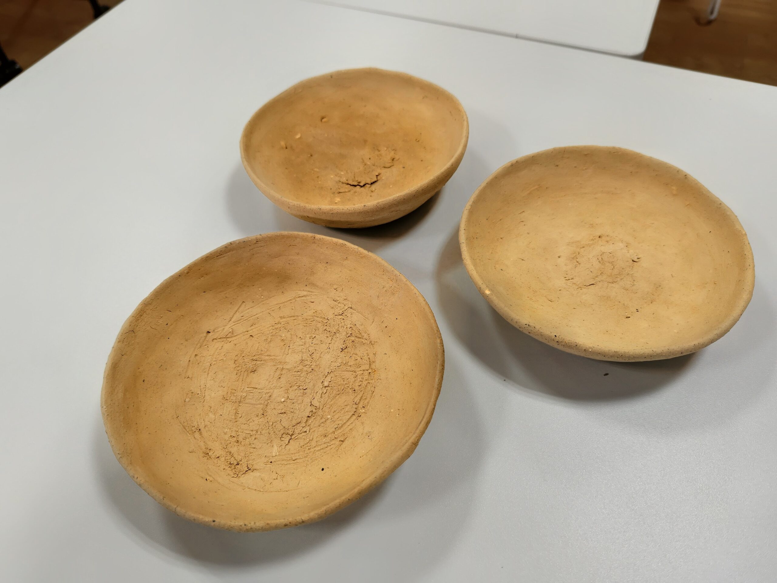こねてのばしてかわらけ作り